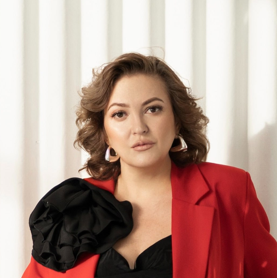 Елена Абдурахманова